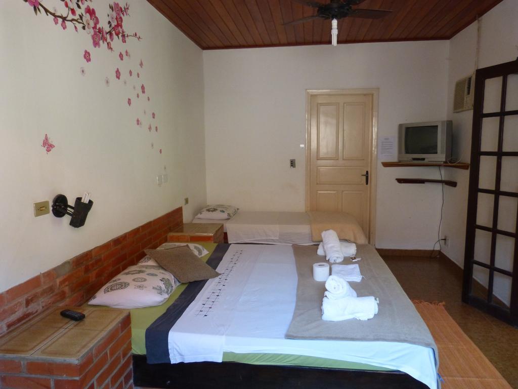 Suites O Flautista Ubatuba Chambre photo